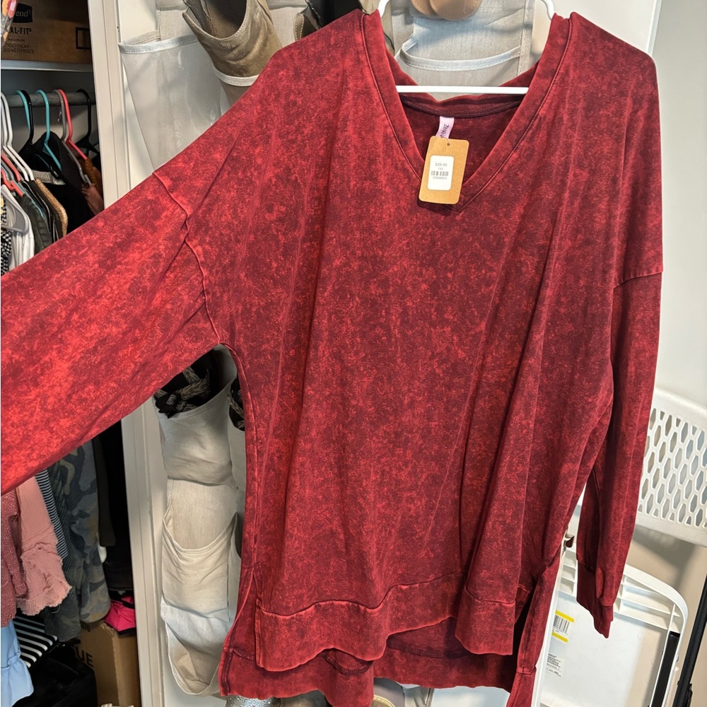 Zenana Outfitters Maroon Long Sleeve V-Neck Top